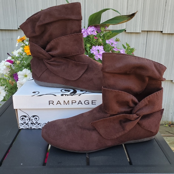 Sueded Ankle Booties ☆NIB☆ - Picture 1 of 4